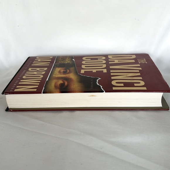 The Da Vinci Code Gently Used Hardcover Book by Dan Brown English Edition -2003 - Picture 6 of 9